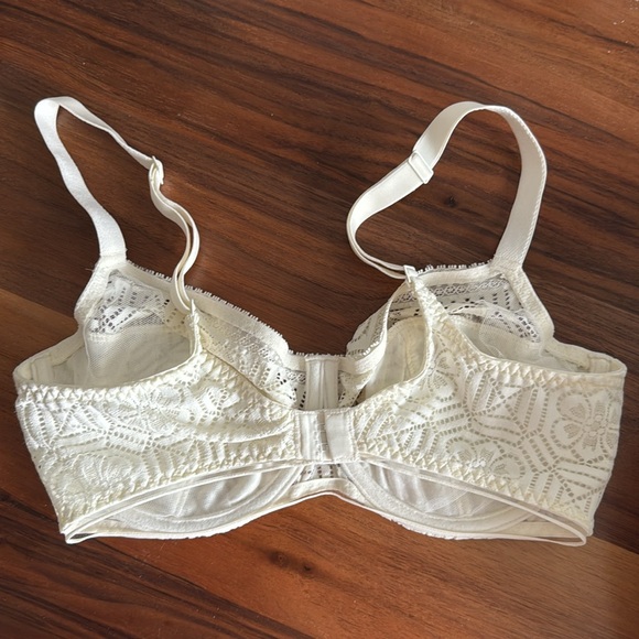 Simone Perele bra like new! - Picture 2 of 5